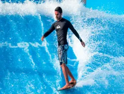 Flow House Bangkok Surf Experience